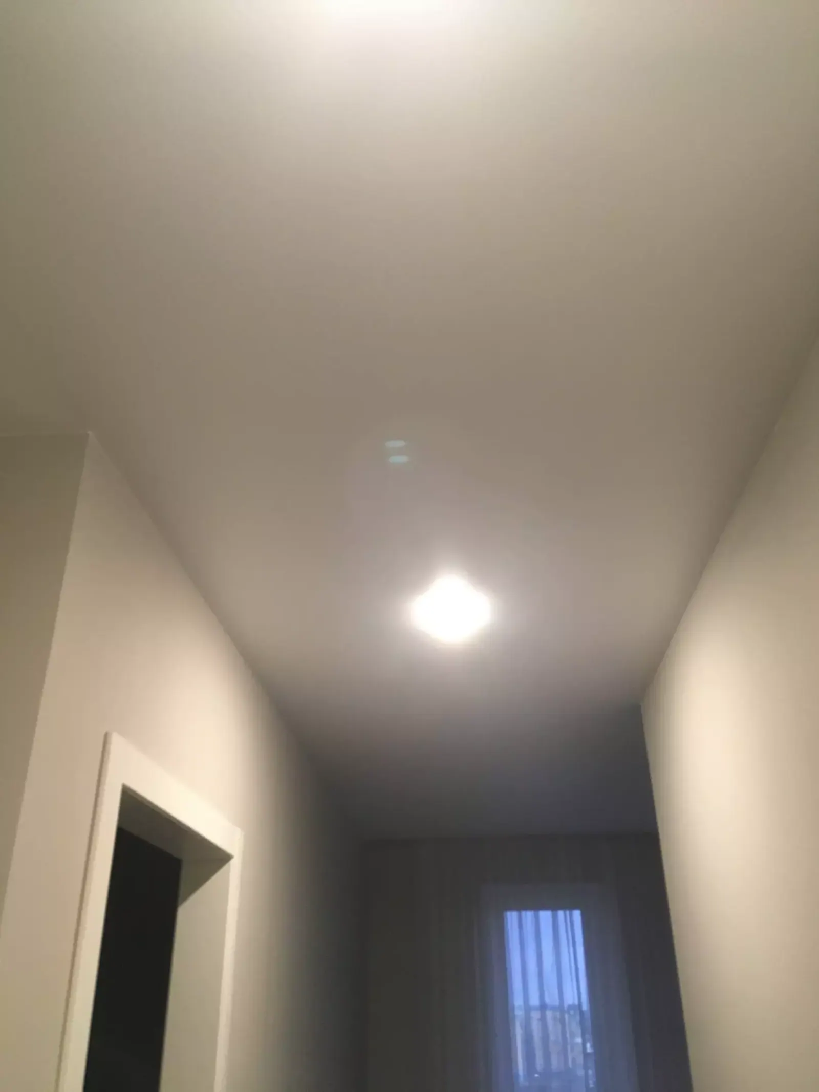 Матовый натяжной потолок в прихожую — Пермь, Крупской, 41а, фото 2